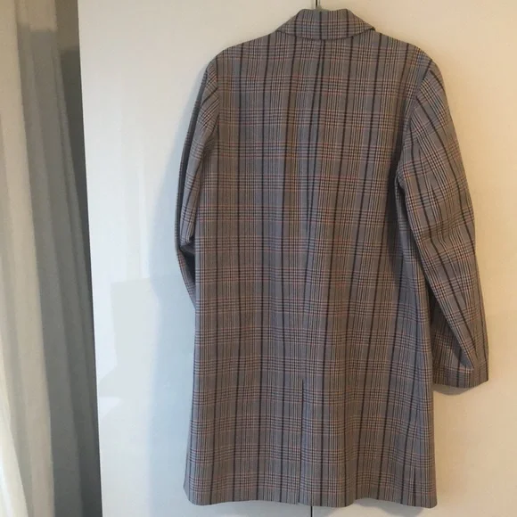 Sold elsewhere *** NWT 6397 Plaid oversized coat. - Picture 9 of 10